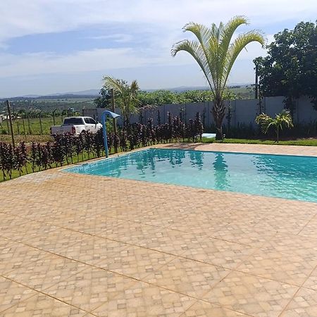 Residencial Linda Vista Casa Azul Hotel Mateus Leme Ngoại thất bức ảnh