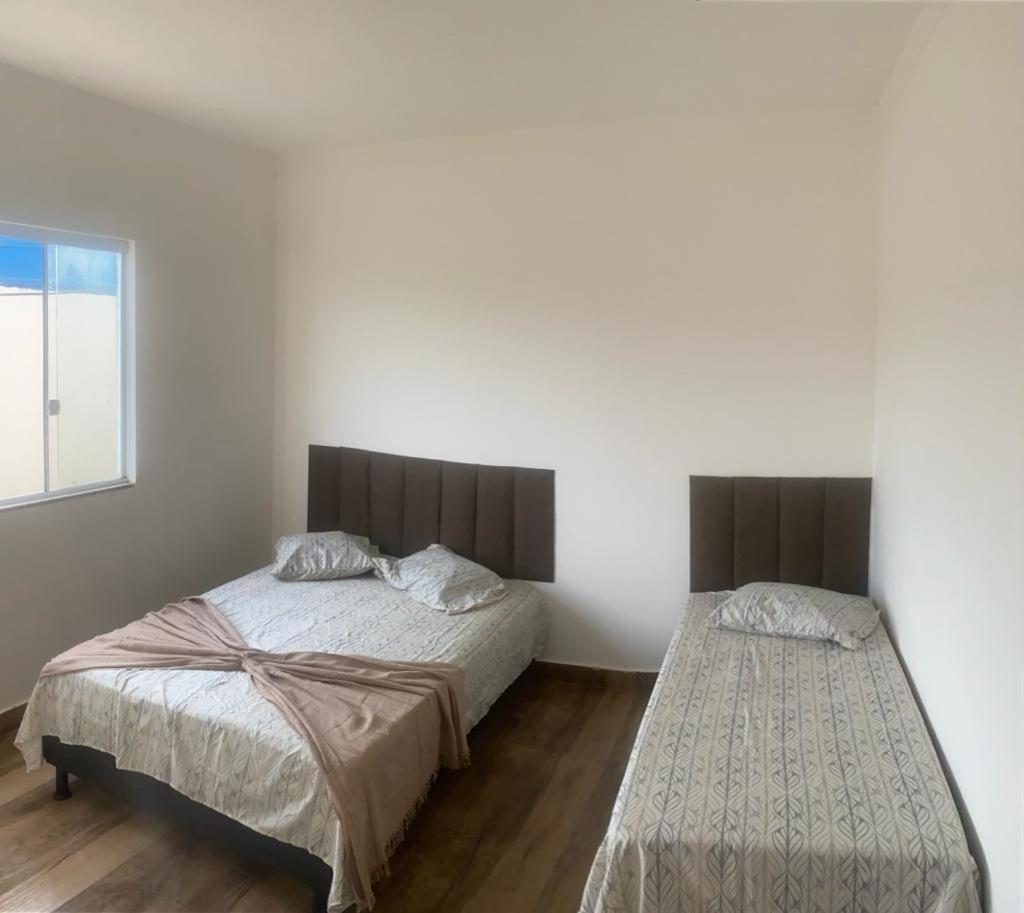 Residencial Linda Vista Casa Azul Hotel Mateus Leme Ngoại thất bức ảnh