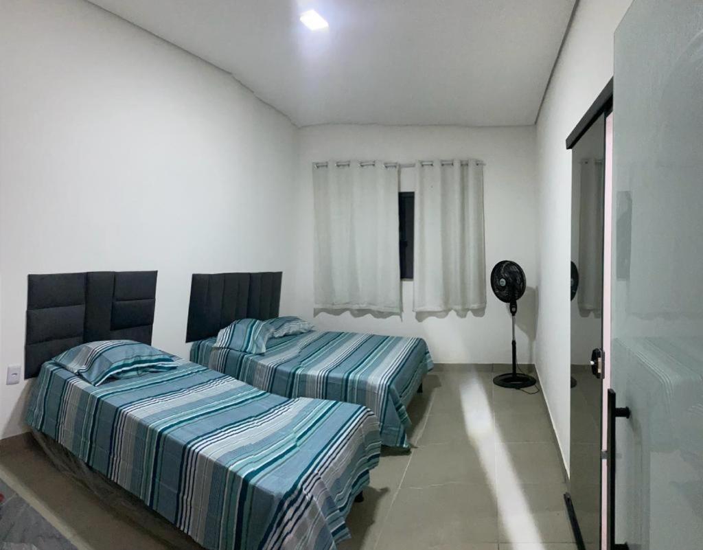 Residencial Linda Vista Casa Azul Hotel Mateus Leme Ngoại thất bức ảnh