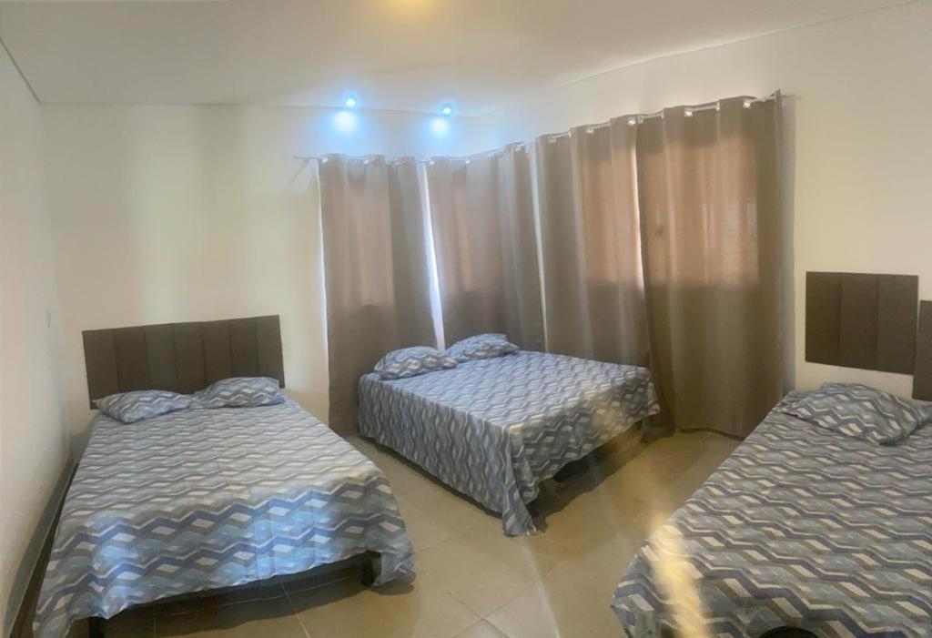 Residencial Linda Vista Casa Azul Hotel Mateus Leme Ngoại thất bức ảnh